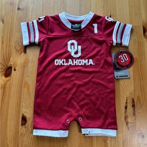 Infant Colosseum Crimson Oklahoma Sooners Bumpo‎ Football Logo Romper Size 3-6M